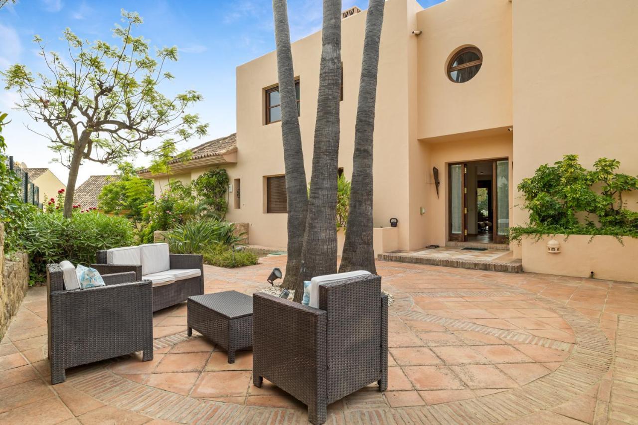 Luxury Villa Robledal By Mabiente - Views Of The Sea And The Golf Course Marbella Ngoại thất bức ảnh