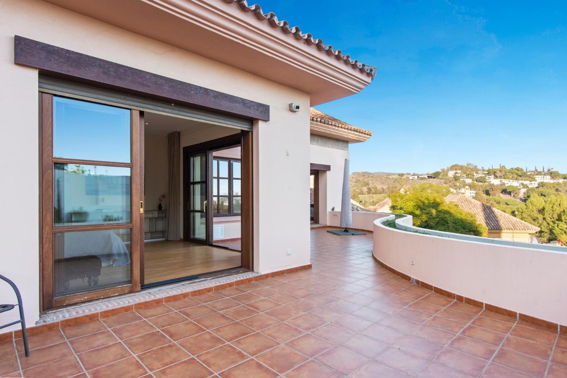 Luxury Villa Robledal By Mabiente - Views Of The Sea And The Golf Course Marbella Ngoại thất bức ảnh