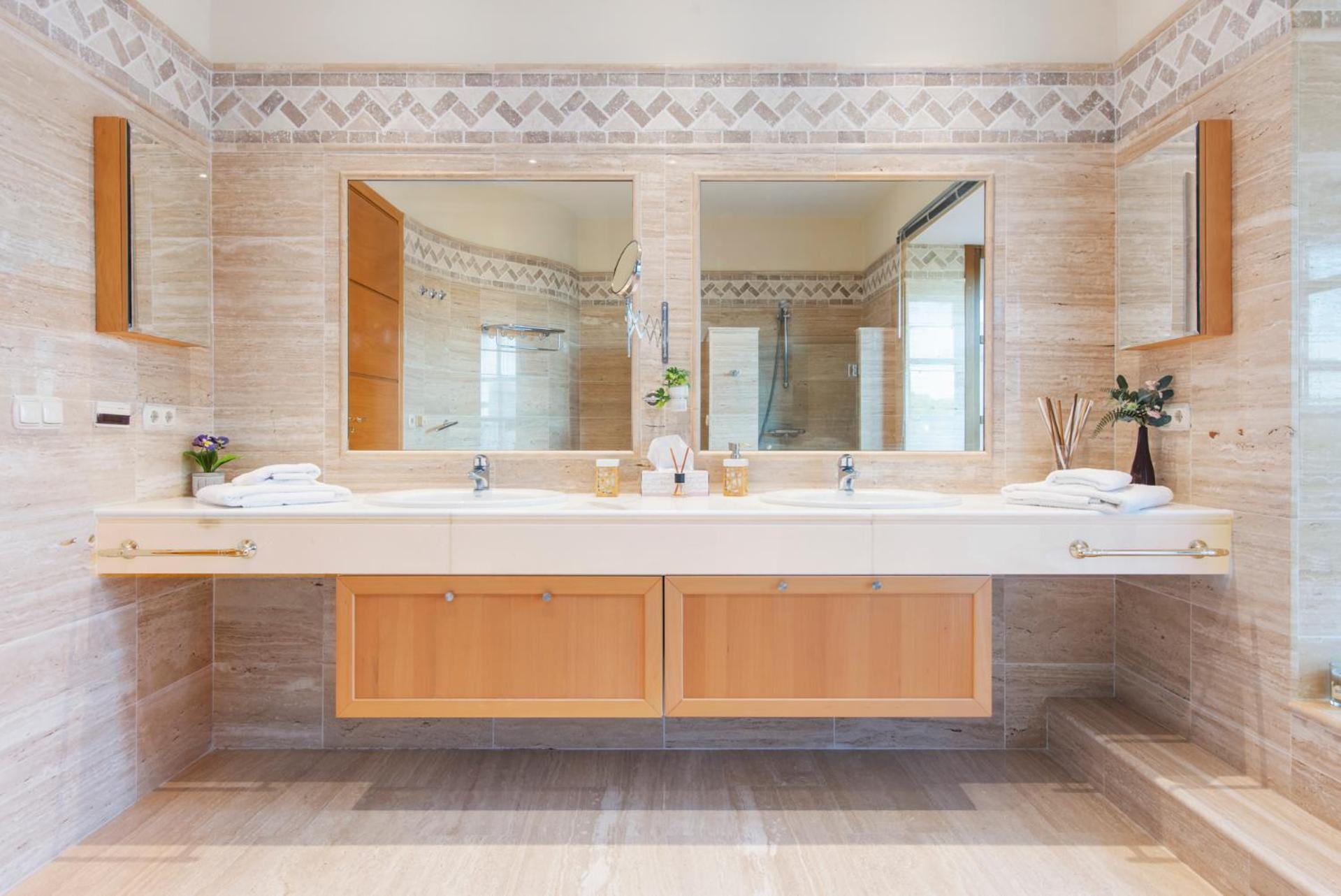 Luxury Villa Robledal By Mabiente - Views Of The Sea And The Golf Course Marbella Ngoại thất bức ảnh