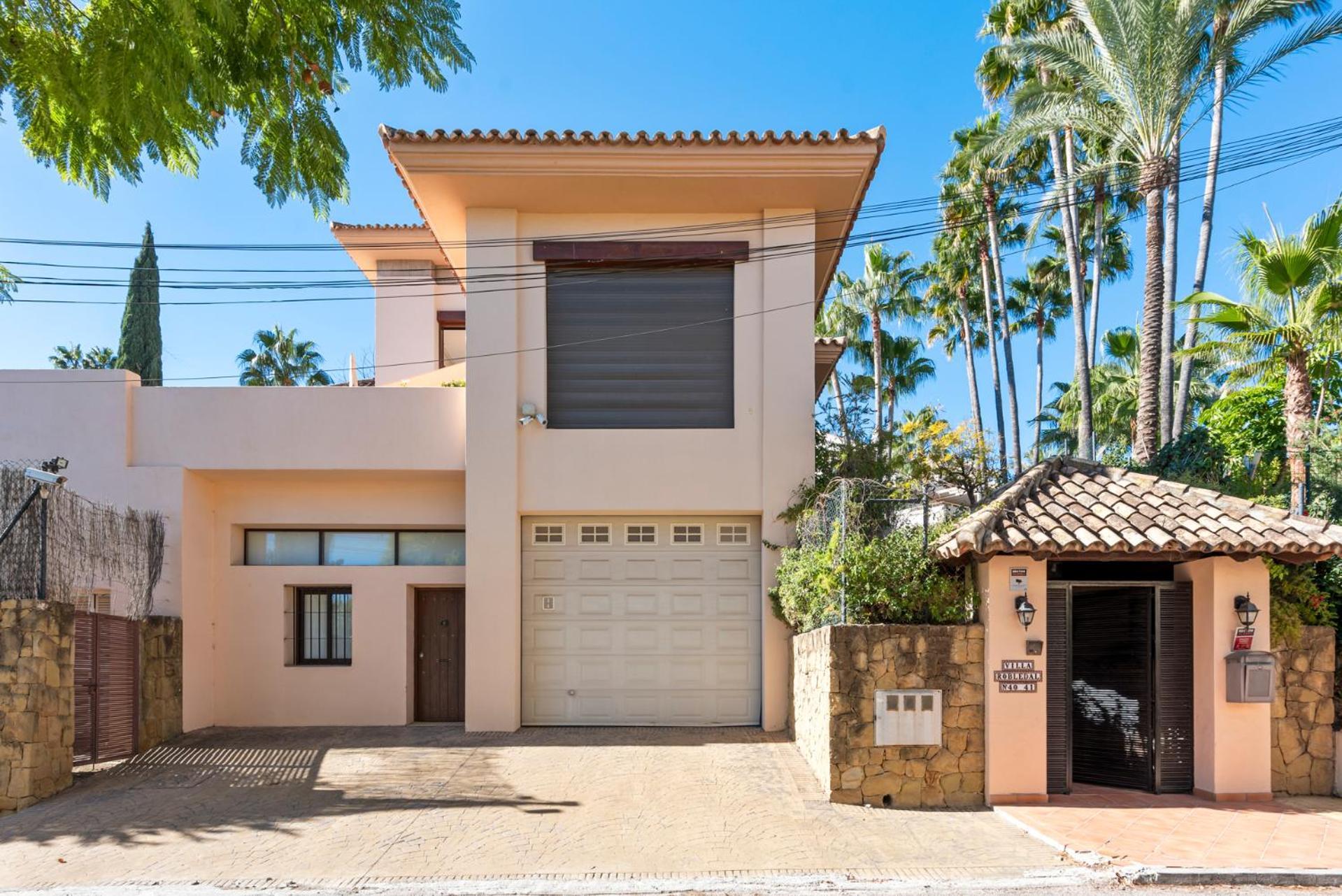 Luxury Villa Robledal By Mabiente - Views Of The Sea And The Golf Course Marbella Ngoại thất bức ảnh